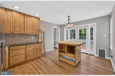 6443 Walters Woods Drive, Falls Church, VA 22044 - Photo 27