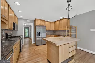 6443 Walters Woods Dr, Falls Church, VA 22044 - Photo 23
