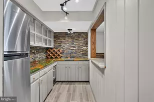 6443 Walters Woods Dr, Falls Church, VA 22044 - Photo 49