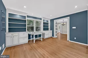 6443 Walters Woods Dr, Falls Church, VA 22044 - Photo 21