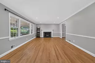 6443 Walters Woods Dr, Falls Church, VA 22044 - Photo 11