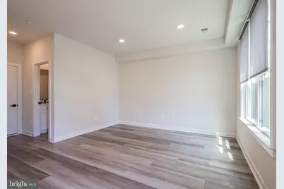 13001 Hattontown Square, Herndon, VA 20171 - Photo 11