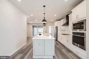 13001 Hattontown Square, Herndon, VA 20171 - Photo 23