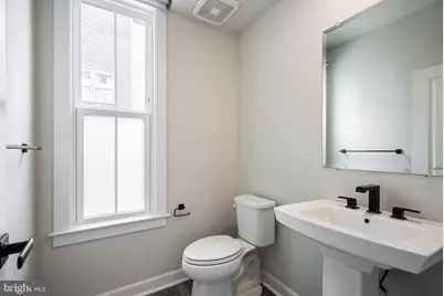 13001 Hattontown Square, Herndon, VA 20171 - Photo 19