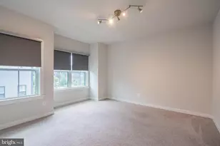 13001 Hattontown Square, Herndon, VA 20171 - Photo 39