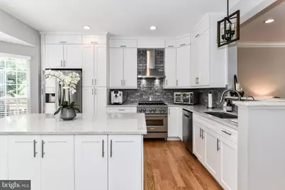 3795 Shannons Way, Alexandria, VA 22309 - Photo 9