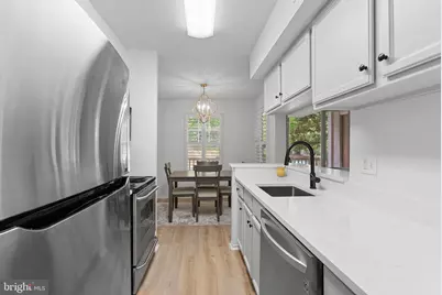 1725 Ascot Way #1725D, Reston, VA 20190 - Photo 7