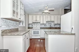 12828 Pinecrest Rd, Herndon, VA 20171 - Photo 9