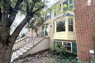 13847 Wakley Ct, Centreville, VA 20121 - Photo 1