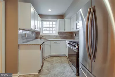 6063 Hardwick Place, Falls Church, VA 22041 - Photo 5