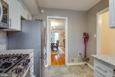 6063 Hardwick Place, Falls Church, VA 22041 - Photo 7