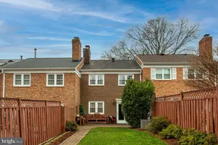 6063 Hardwick Pl, Falls Church, VA 22041 - Photo 47
