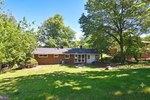 6216 Climbhill Rd, Alexandria, VA 22310 - Photo 9