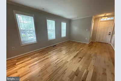 11928 Sentinel Point Court, Reston, VA 20191 - Photo 3
