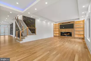 7209 Sipes Ln, Annandale, VA 22003 - Photo 9