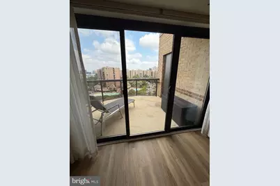 8370 Greensboro Drive #1019, McLean, VA 22102 - Photo 11