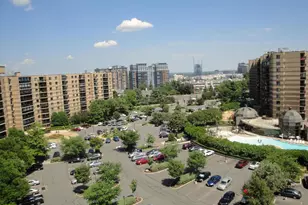 8370 Greensboro Dr, McLean, VA 22102 - Photo 51