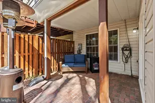 3786 Elmwood Towne Way, Alexandria, VA 22303 - Photo 37