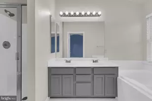 13511 Lavender Mist Ln, Centreville, VA 20120 - Photo 17