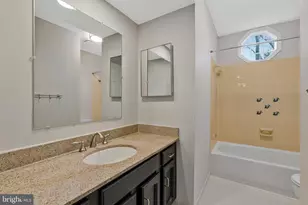 1215 Delta Glen Ct, Vienna, VA 22182 - Photo 35