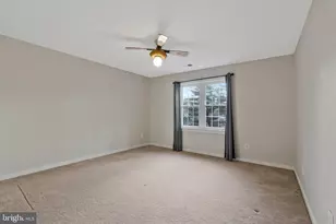 1215 Delta Glen Ct, Vienna, VA 22182 - Photo 37