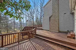 1215 Delta Glen Ct, Vienna, VA 22182 - Photo 61