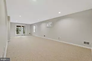 1215 Delta Glen Ct, Vienna, VA 22182 - Photo 49
