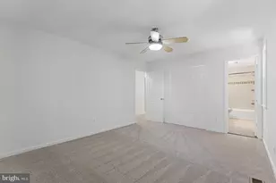 4300 Tartan Oak Ct, Fairfax, VA 22032 - Photo 19