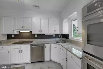 8905 Valley Forge Drive, Alexandria, VA 22309 - Photo 9