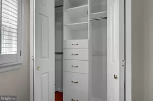 8905 Valley Forge Dr, Alexandria, VA 22309 - Photo 13