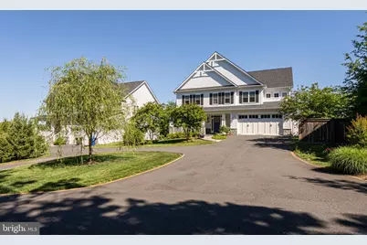 2998 Beechwood Lane, Falls Church, VA 22042 - Photo 3