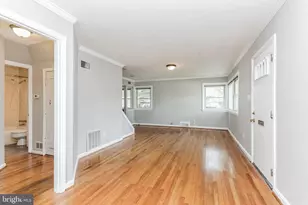 6410 Cavalier Dr, Alexandria, VA 22307 - Photo 9