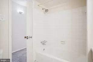 2632 Wagon Dr, Alexandria, VA 22303 - Photo 35