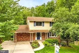 10103 Dundalk St, Fairfax, VA 22032 - Photo 1