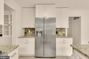 10103 Dundalk St, Fairfax, VA 22032 - Photo 13