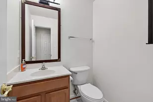 13629 Cedar Run Ln, Herndon, VA 20171 - Photo 53