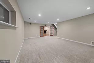 2172 Golf Course Dr, Reston, VA 20191 - Photo 27