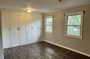 7908 Jansen Ct, Springfield, VA 22152 - Photo 9