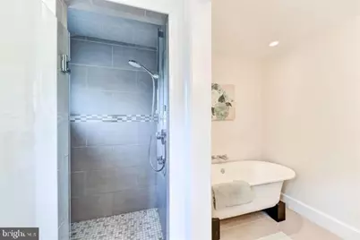 7219 Hyde Road, Falls Church, VA 22043 - Photo 29