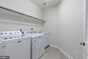 1751 Tysons Crest Ln, Vienna, VA 22182 - Photo 37