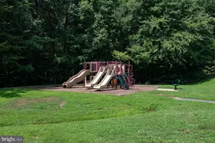 8003 Rockwood Ct, Springfield, VA 22153 - Photo 19