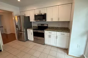 5832 Apsley House Ct, Alexandria, VA 22310 - Photo 5