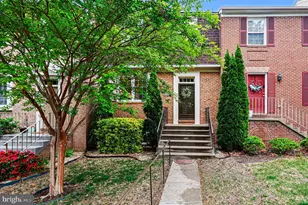 7468 Brighouse Ct, Alexandria, VA 22315 - Photo 3
