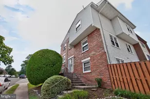 9457 Jenerio Ct, Lorton, VA 22079 - Photo 3