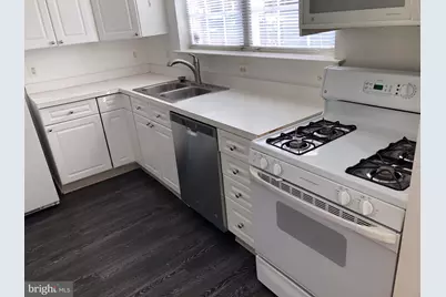 4200 Mozart Brigade Lane #4200C, Fairfax, VA 22030 - Photo 3
