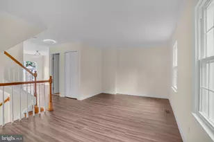 14739 Gatwick Square, Centreville, VA 20120 - Photo 3