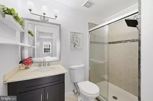 8074 Powderbrook Ln, Springfield, VA 22153 - Photo 31