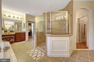 11042 Heathland Dr, Oakton, VA 22124 - Photo 71