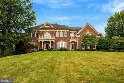 11042 Heathland Drive, Oakton, VA 22124 - Photo 5