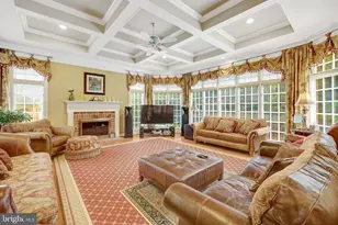 11042 Heathland Dr, Oakton, VA 22124 - Photo 43